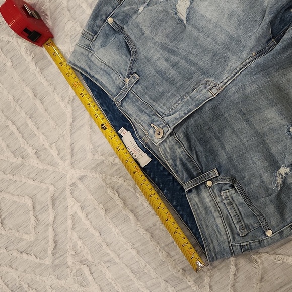 Light wash, distressed Torrid jean shorts size 16! Excellent condition! - Picture 6 of 8